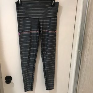 Trejo striped recycled yoga legging